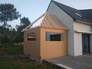 Charpente assemblée extension ossature bois Elven
